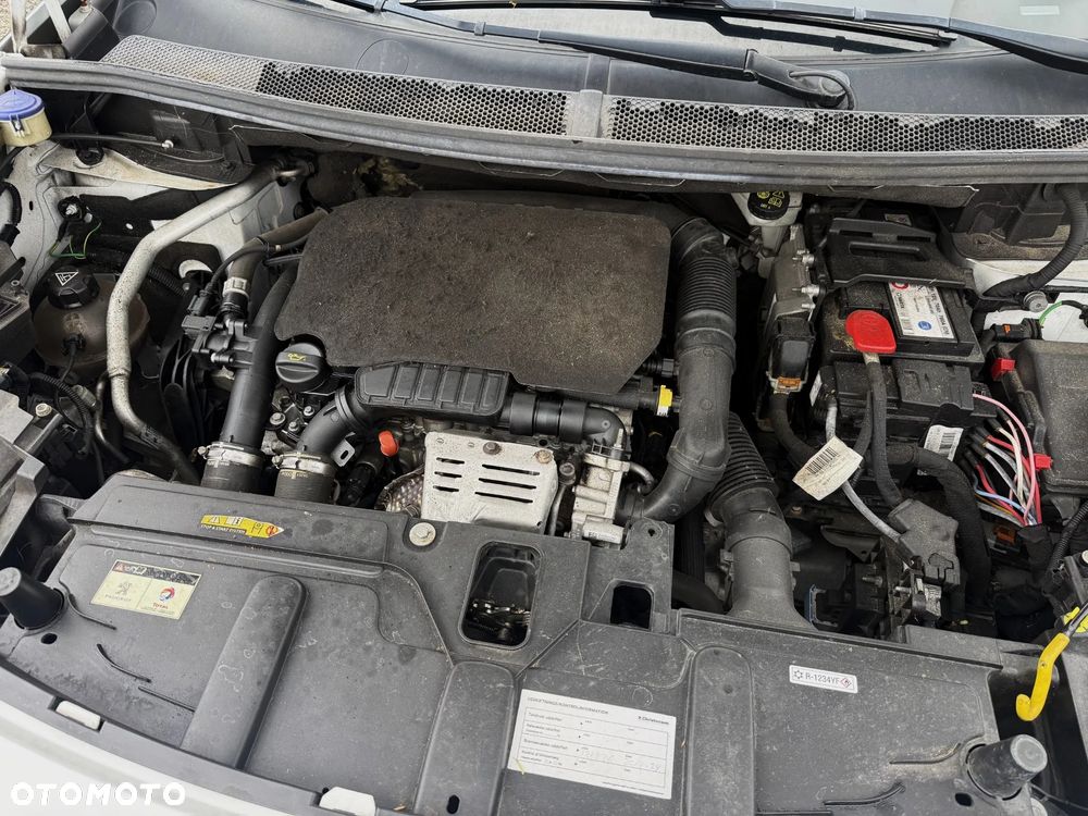 Peugeot 3008 PureTech 130 Stop & Start GPF Allure Business-Paket - 15