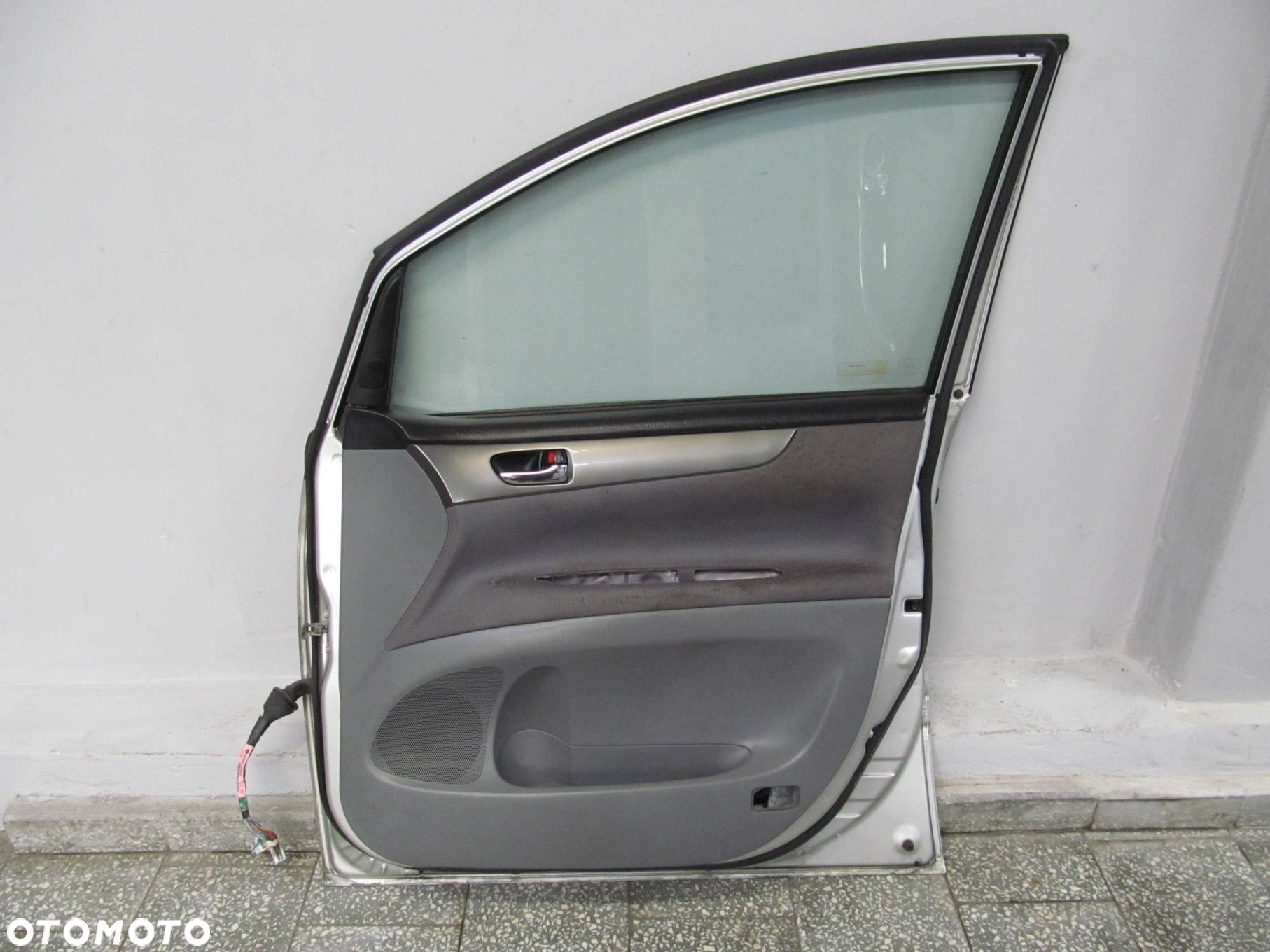 TOYOTA AVENSIS VERSO DRZWI PRAWY PRZOD KPL 1C0 01-06 - 5