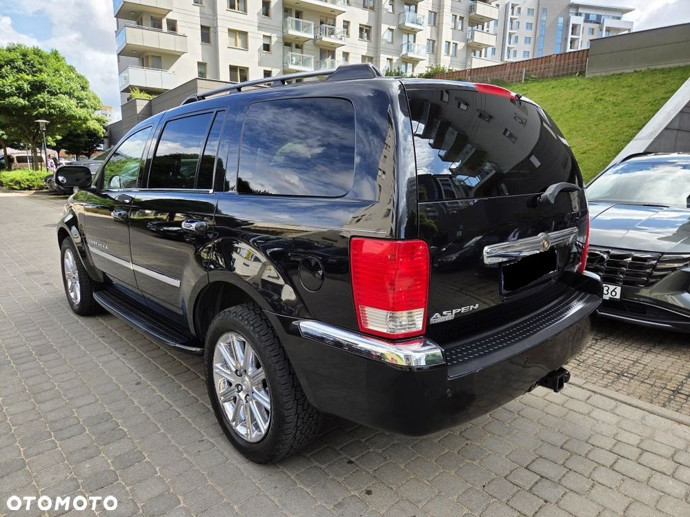 Chrysler Aspen - 20
