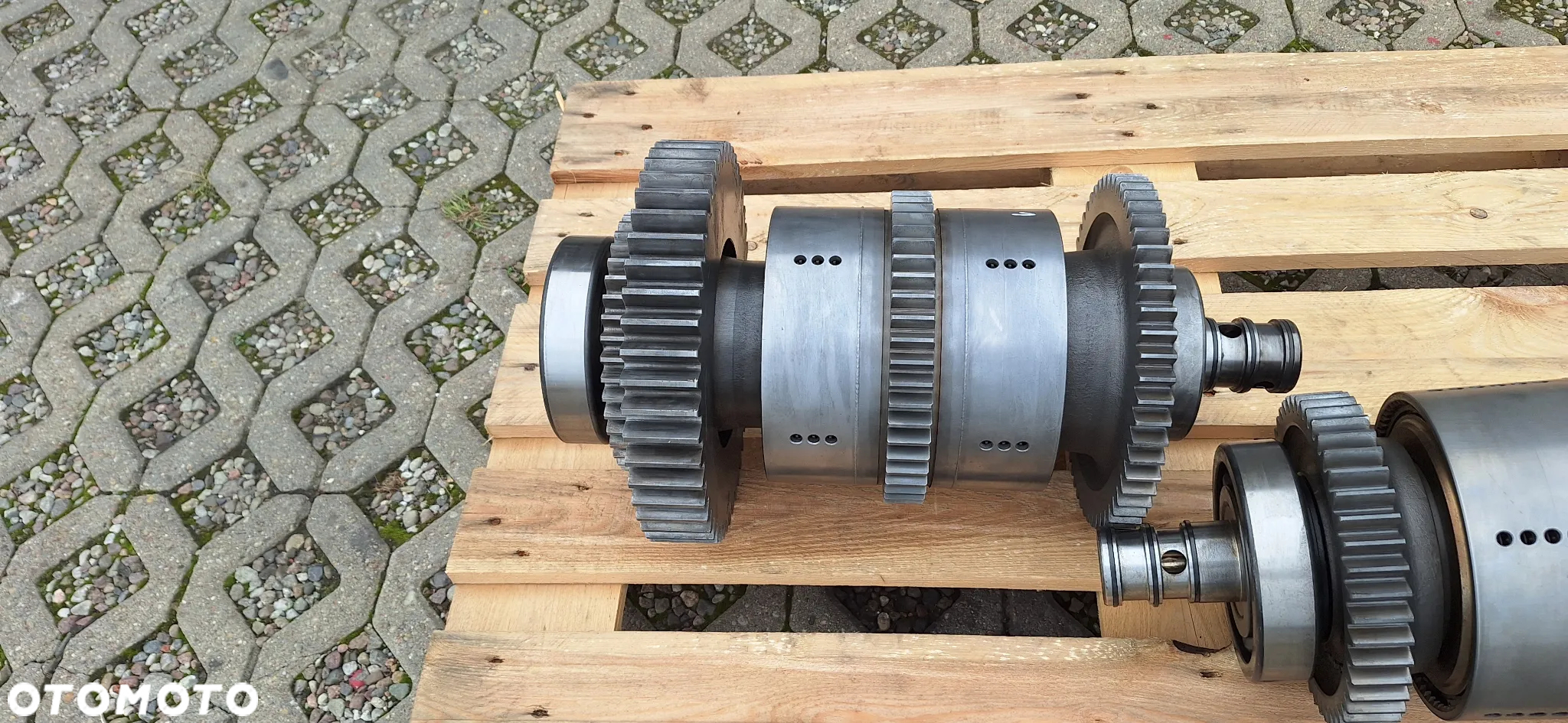Skrzynia biegów 2 kosze kpl KOMATSU WA 470 -3 - 9