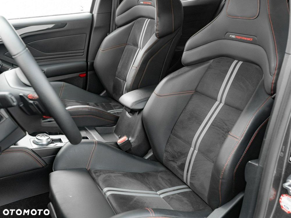 Ford Focus 2.3 EcoBoost ST X - 15