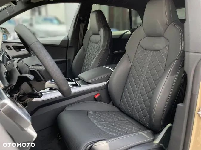 Audi Q8 - 5