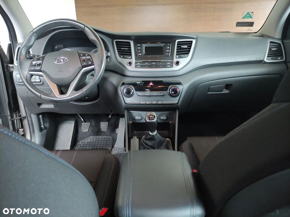 Hyundai Tucson 1.6 GDI BlueDrive Design 2WD - 8
