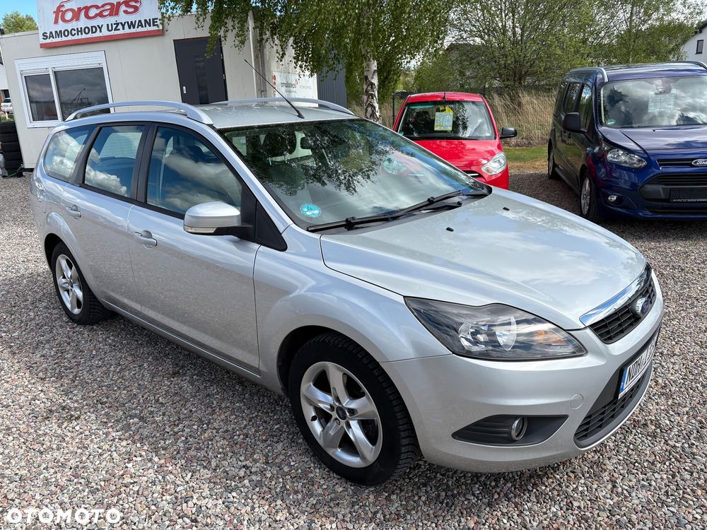 Ford Focus 1.6 16V Style+ - 12