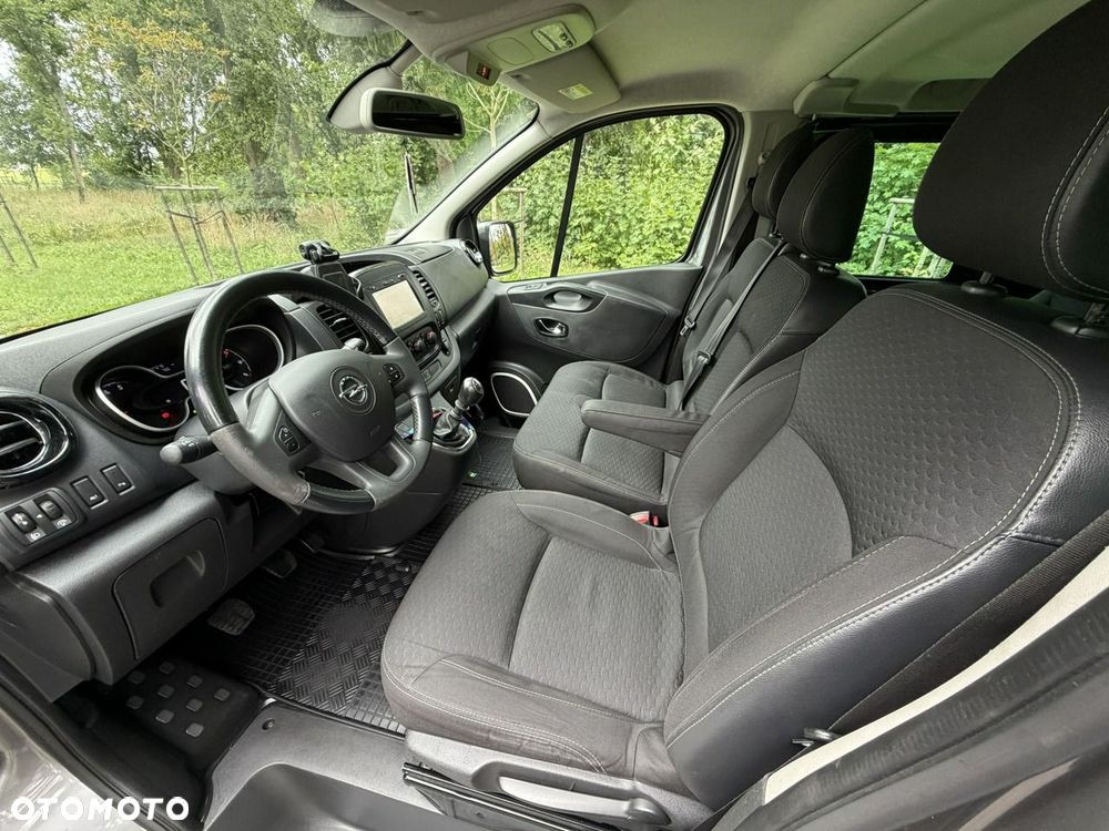 Opel Vivaro - 20