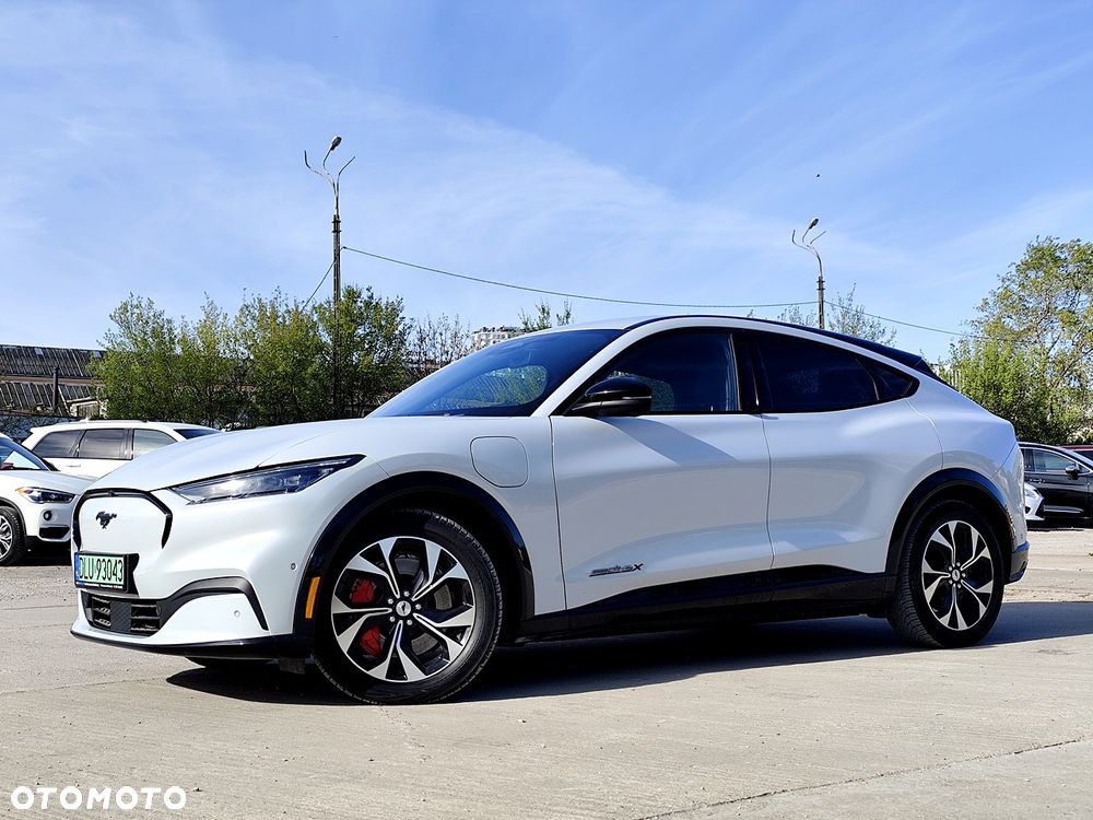 Ford Mustang Mach-E 91 kWh AWD Premium - 2