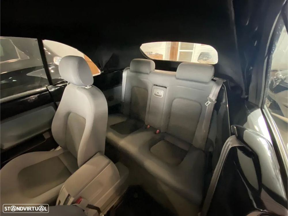 VW New Beetle Cabriolet 1.9 TDi - 23