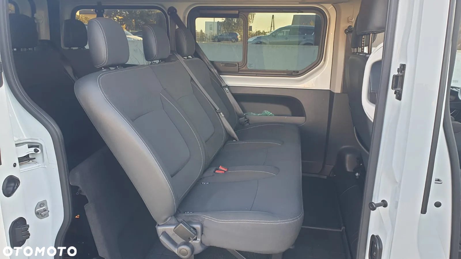 Renault Trafic Kombi 2.0 dCi L1 HD Pack Clim - 12