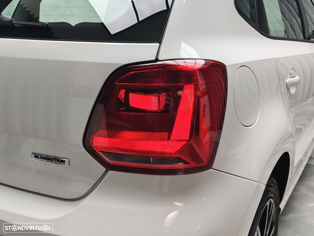 VW Polo 1.0 Confortline - 22