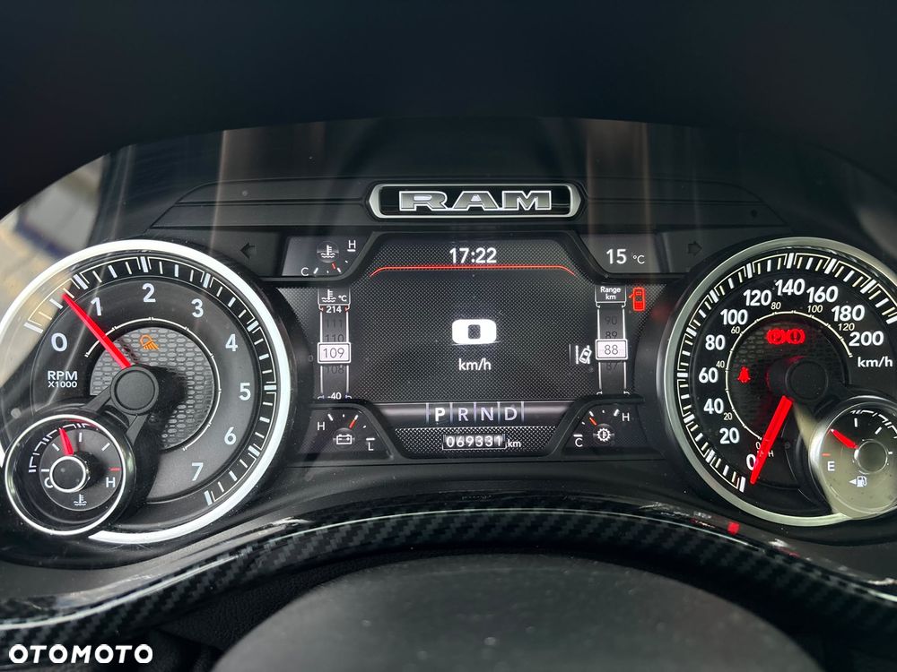 Dodge RAM 5.7 4x4 - 14