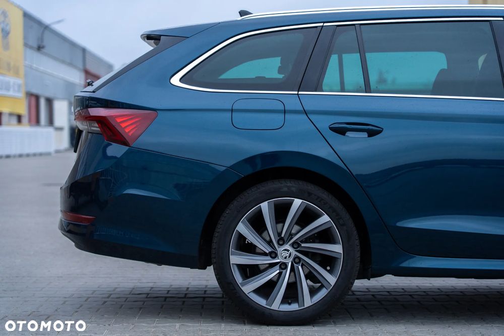 Skoda Octavia 2.0 TSI 4x4 Sportline DSG - 9