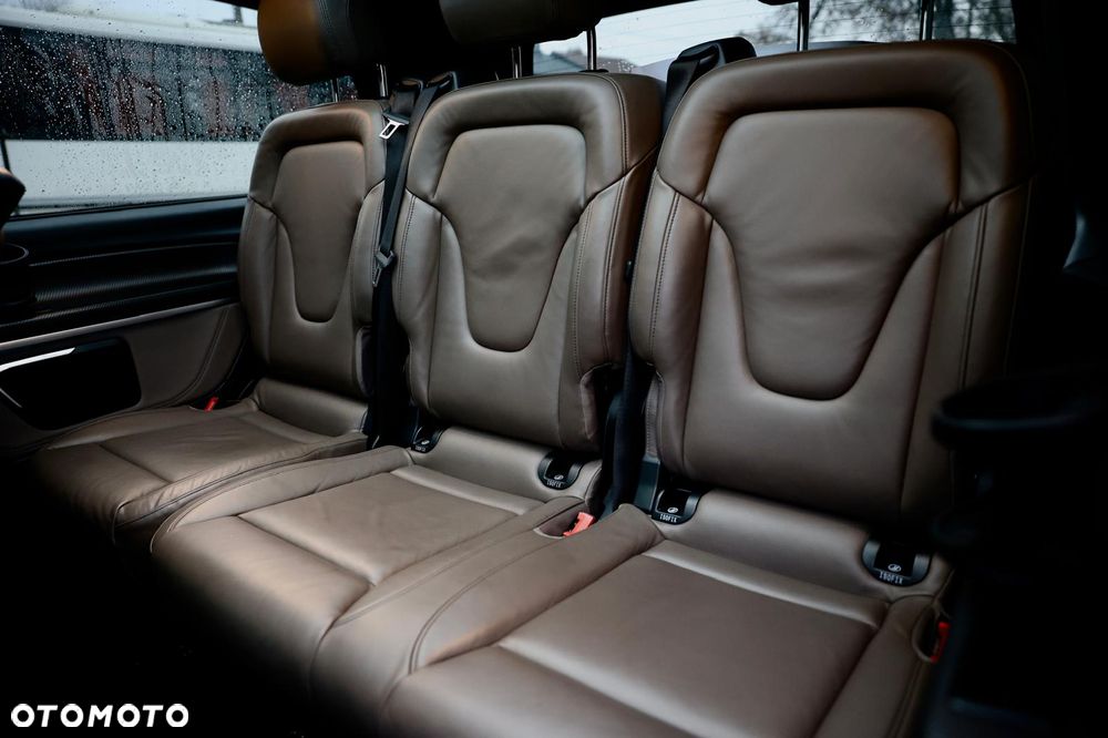 Mercedes-Benz Klasa V 300 d Exclusive 9G-Tronic (d³ugi) - 16