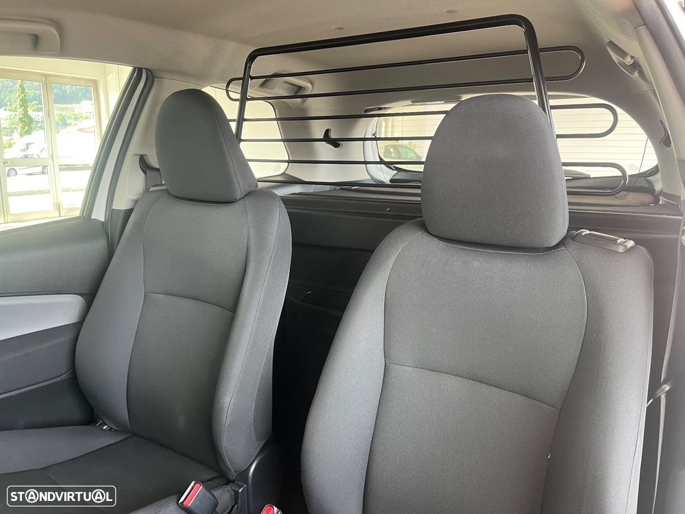 Toyota Yaris 1.400 D-4D 90CV (C/IVA) - 9