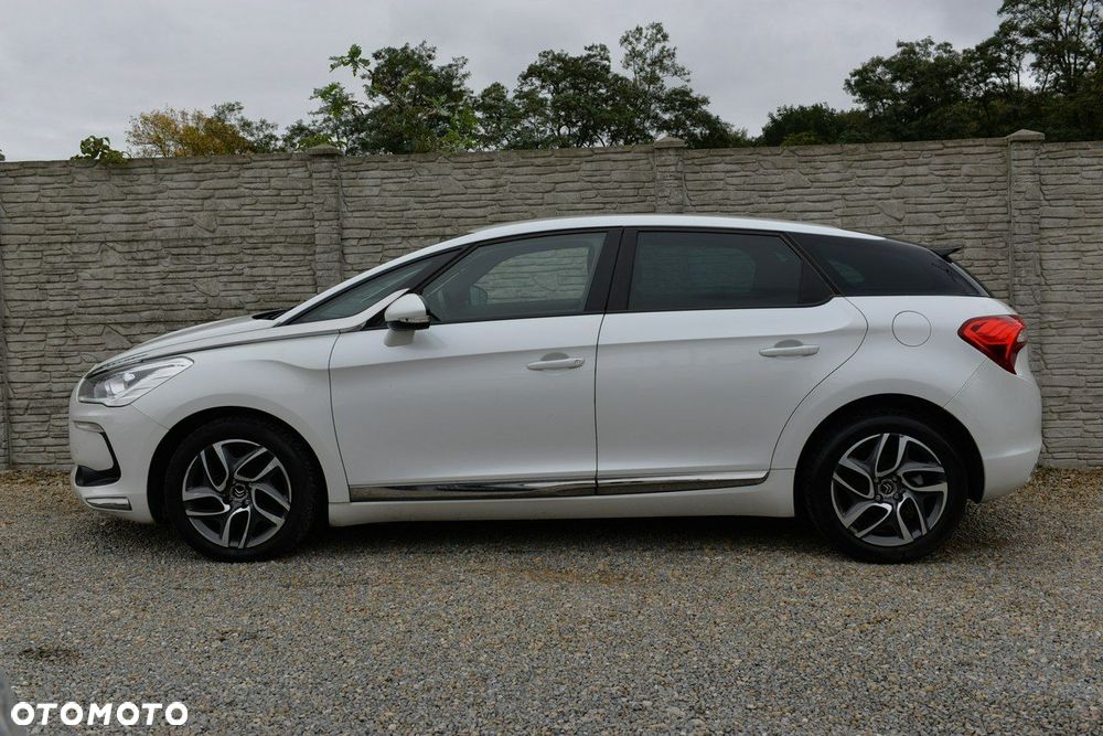 Citroën DS5 HDi 165 Chic - 2