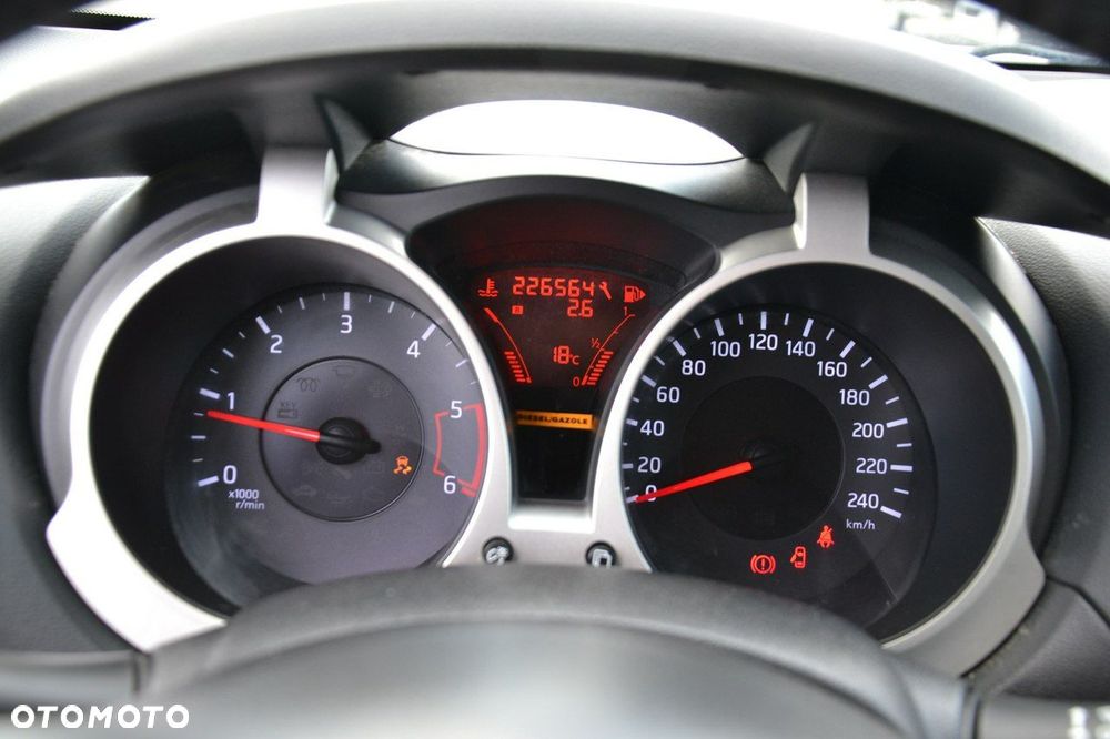 Nissan Juke - 19