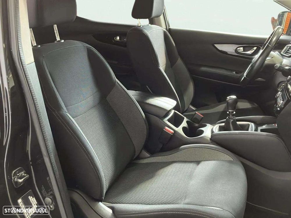 Nissan Qashqai 1.5 dCi N-Connecta J18 - 15