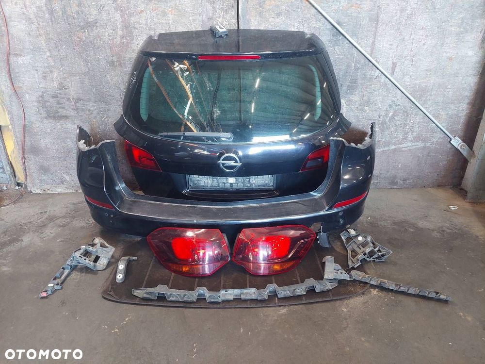 KOMPLETNY TYŁ KLAPA BAGAŻNIKA ZDERZAK TYŁ LAMPY OPEL ASTRA J KOMBI Z20R - 1