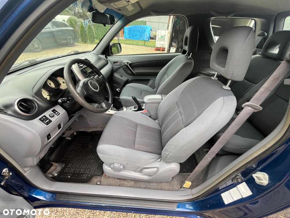 Toyota RAV4 - 29