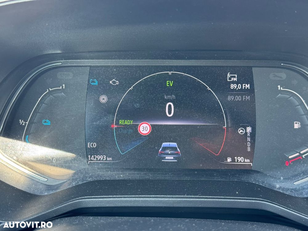 Renault Clio E-TECH 140 INTENS - 18