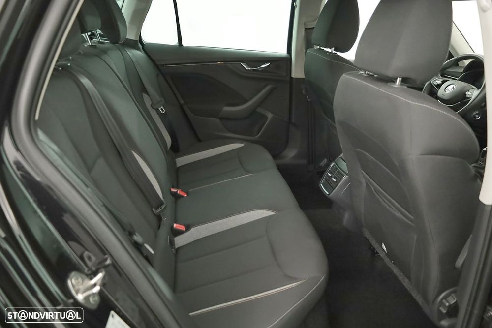 Skoda Kamiq 1.0 TSI DSG - 22