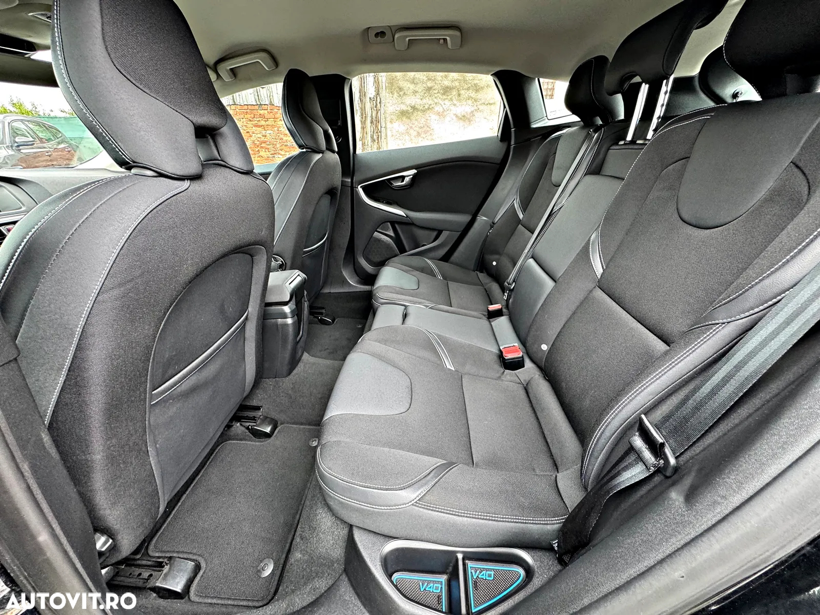 Volvo V40 D2 Aut. Summum - 6