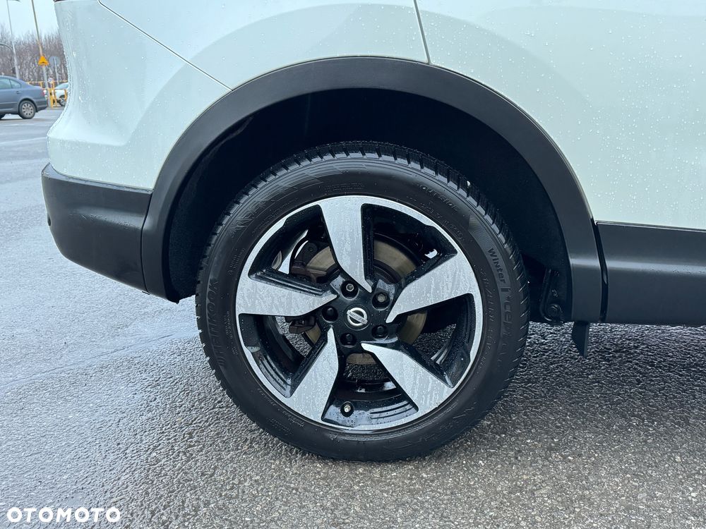 Nissan Qashqai - 12