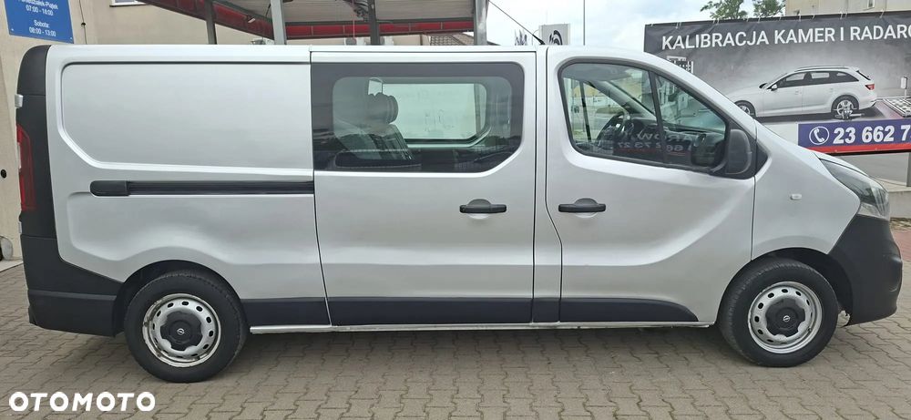Opel Vivaro - 17