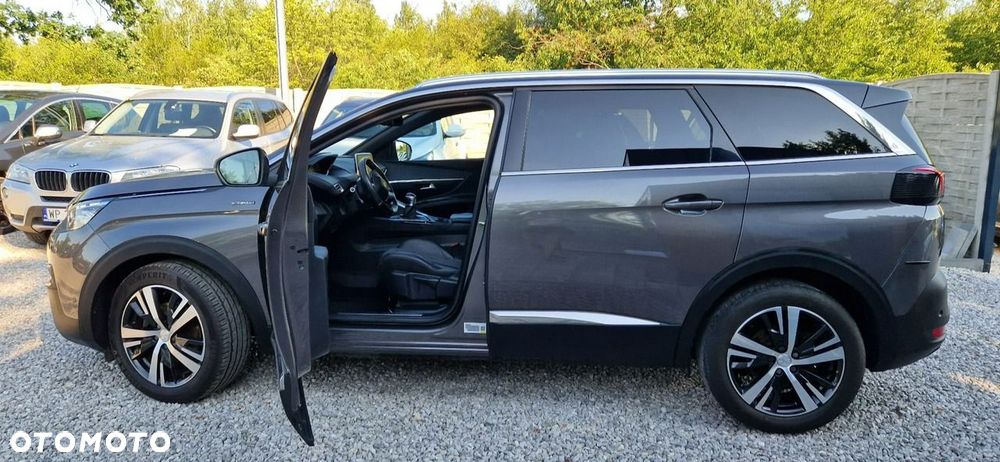 Peugeot 5008 - 3