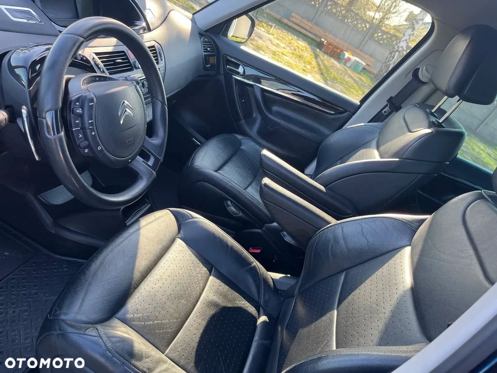 Citroën C4 Picasso 1.6 HDi FAP Exclusive - 9