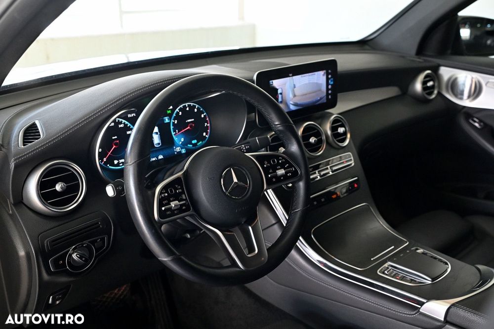 Mercedes-Benz GLC Coupe 300 4Matic 9G-TRONIC Exclusive - 18