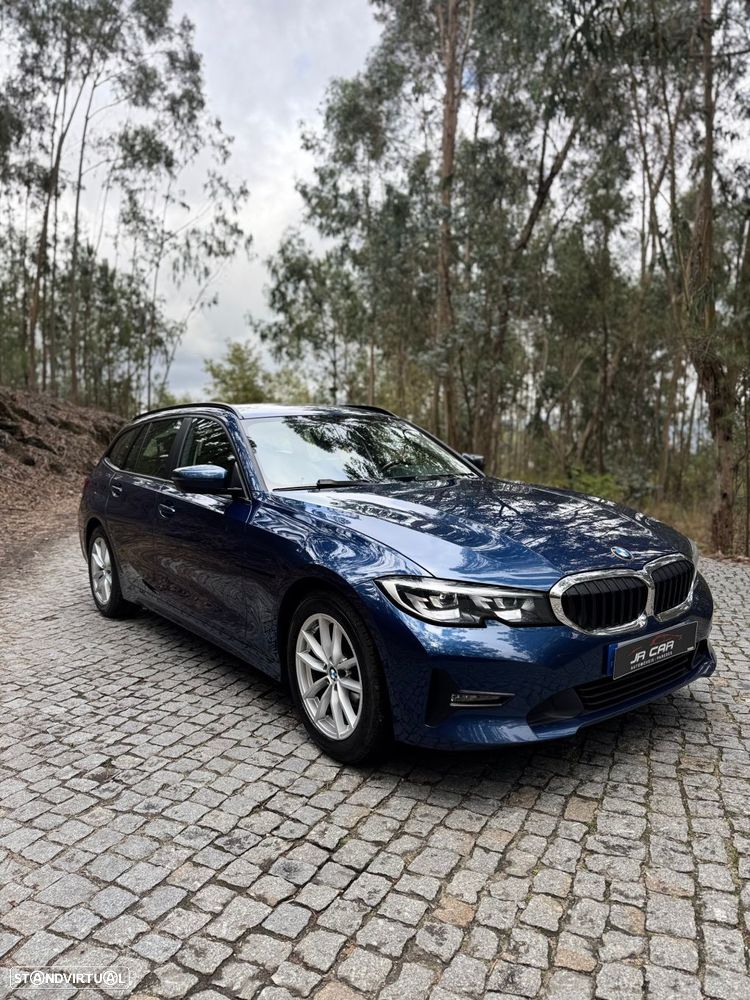 BMW 318 d Touring Line Sport Auto - 4