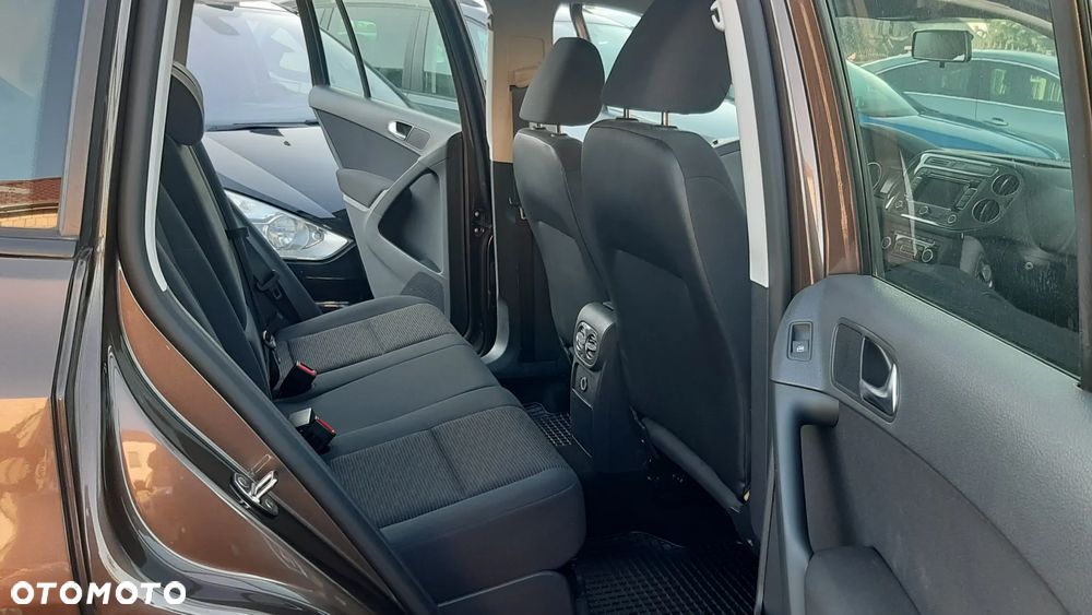 Volkswagen Tiguan - 17