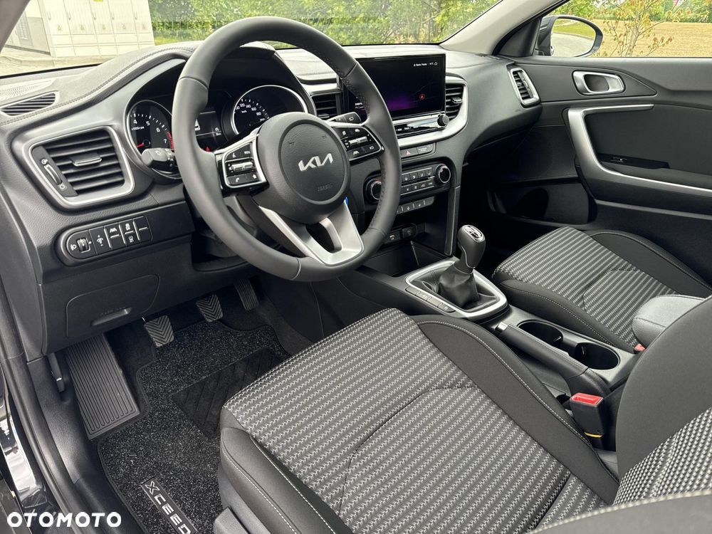 Kia XCeed 1.5 T-GDI M - 9
