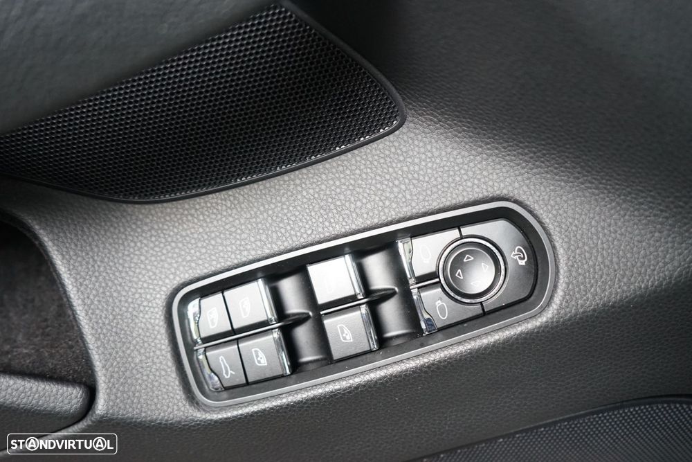 Porsche Panamera S Hybrid - 22