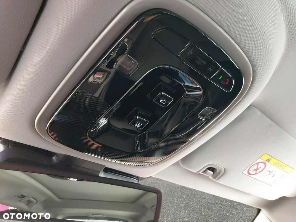 Chery Tiggo 8 1.6 T-GDI Prestige DCT - 38