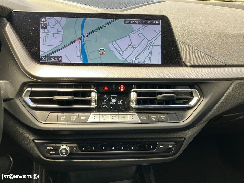 BMW 118 i Pack Desportivo M Auto - 13