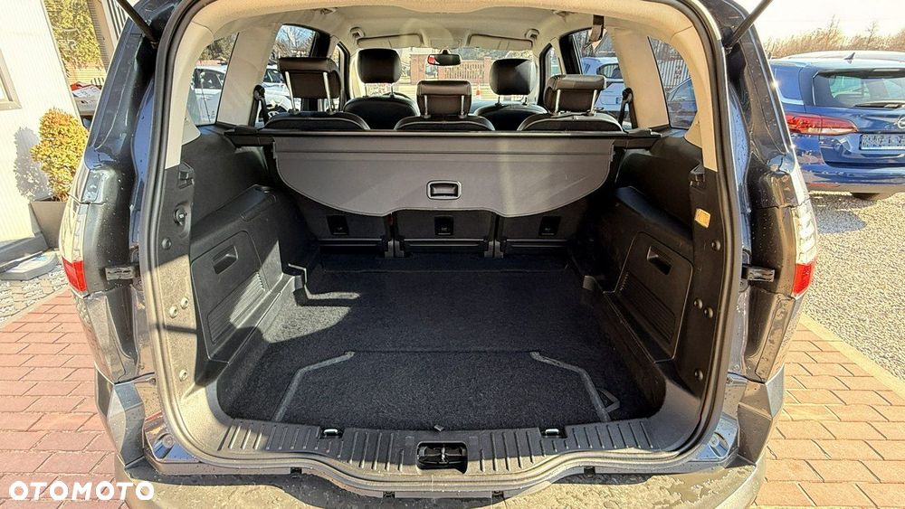 Ford S-Max 2.0 FF Titanium - 11