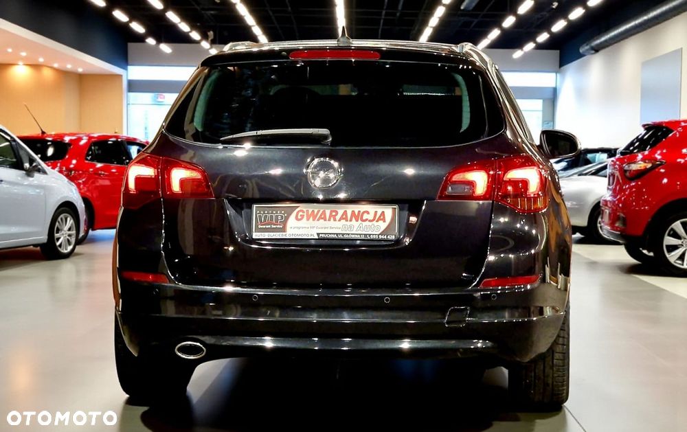 Opel Astra 1.6 T Cosmo - 17