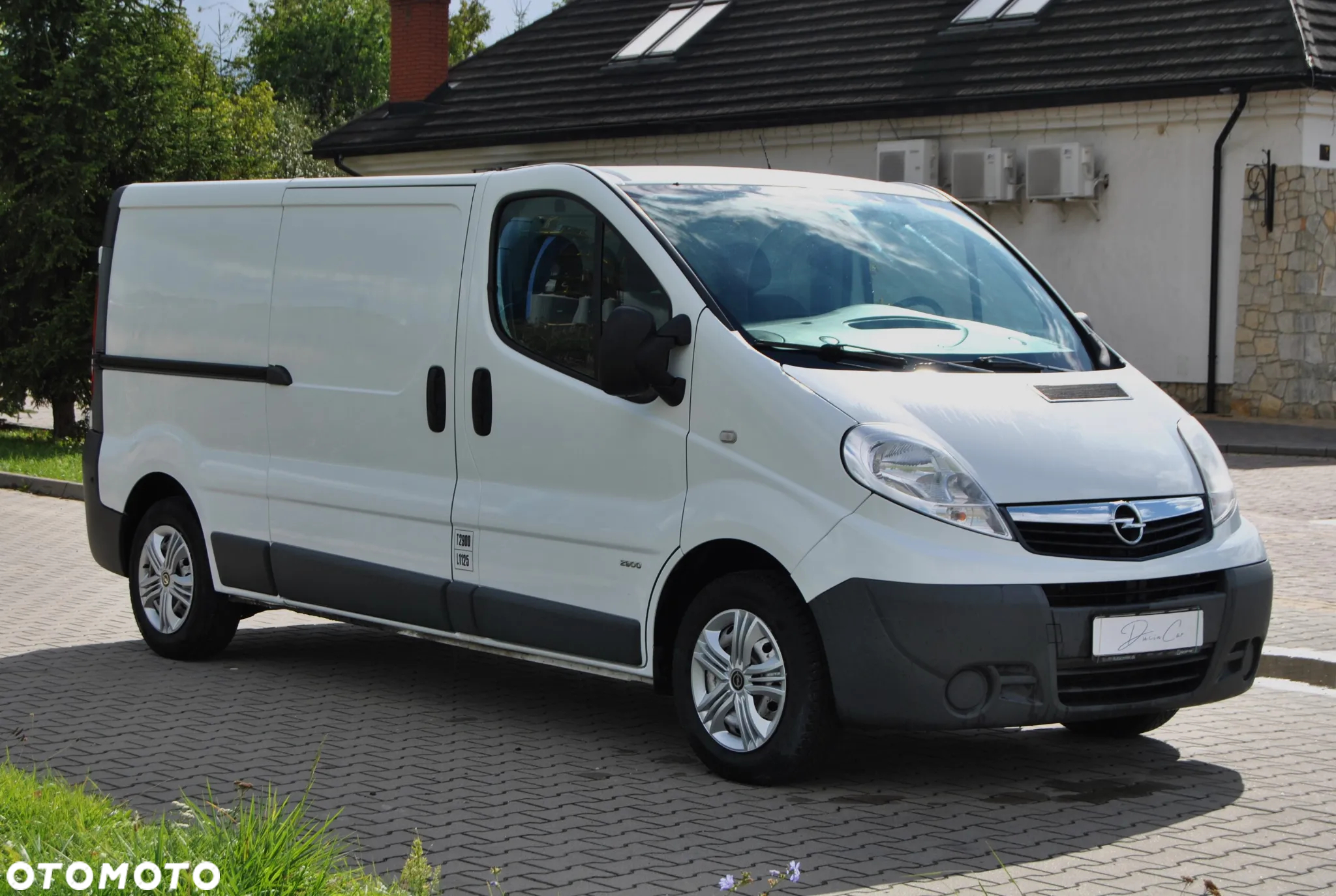 Opel Vivaro - 2