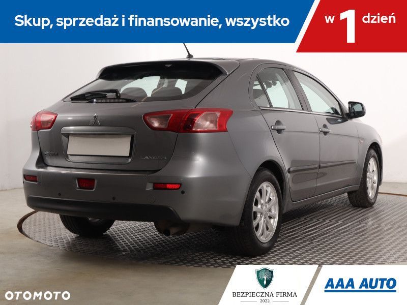 Mitsubishi Lancer - 7
