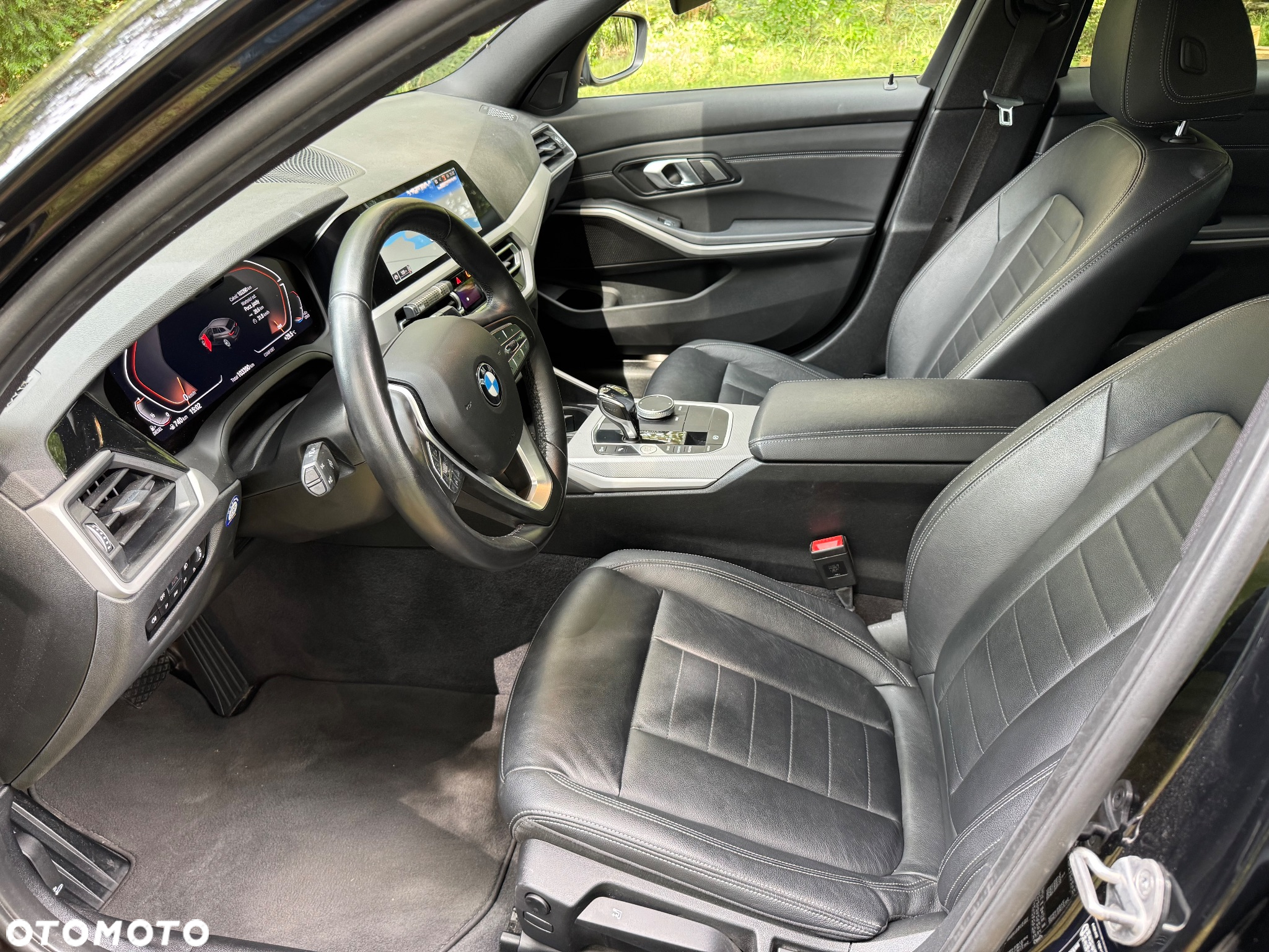 BMW Seria 3 320d Touring xDrive - 11