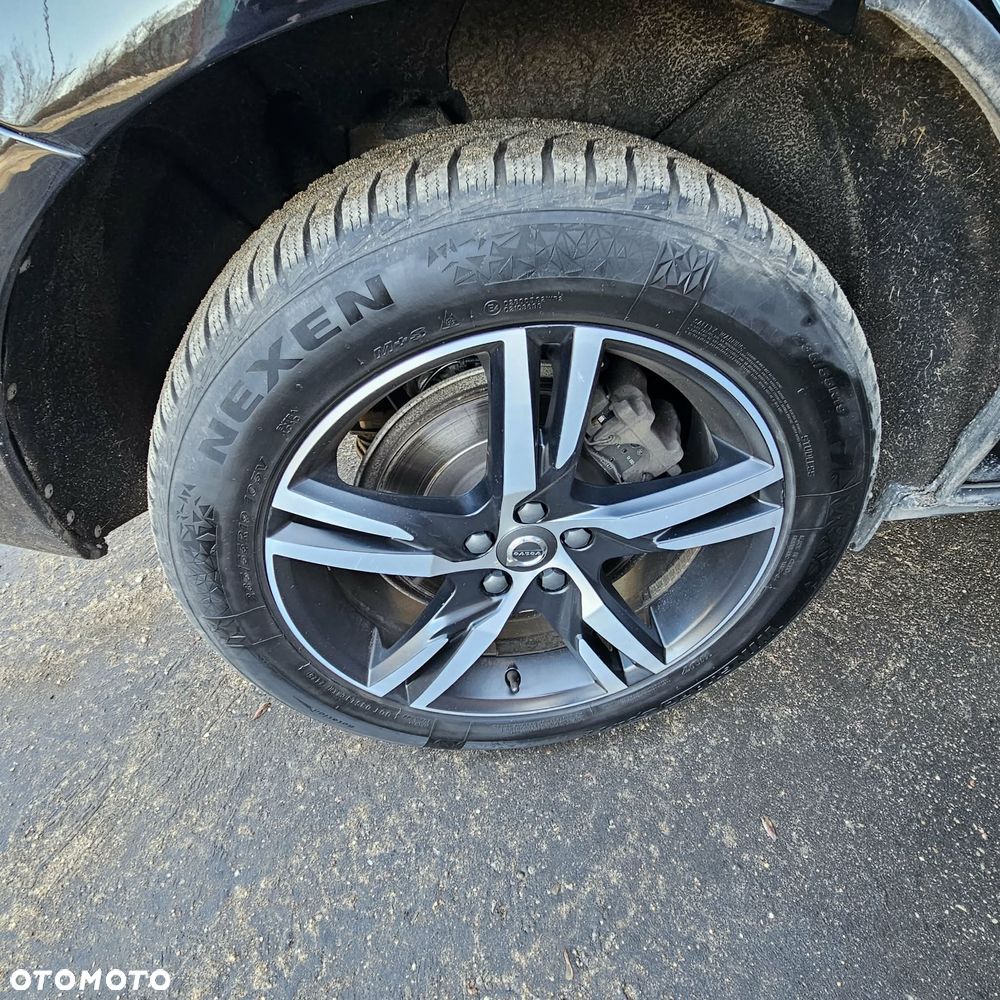 Volvo XC 60 D4 AWD R-Design - 12