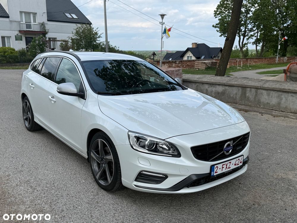 Volvo V60 D4 Drive-E R-Design Summum - 4
