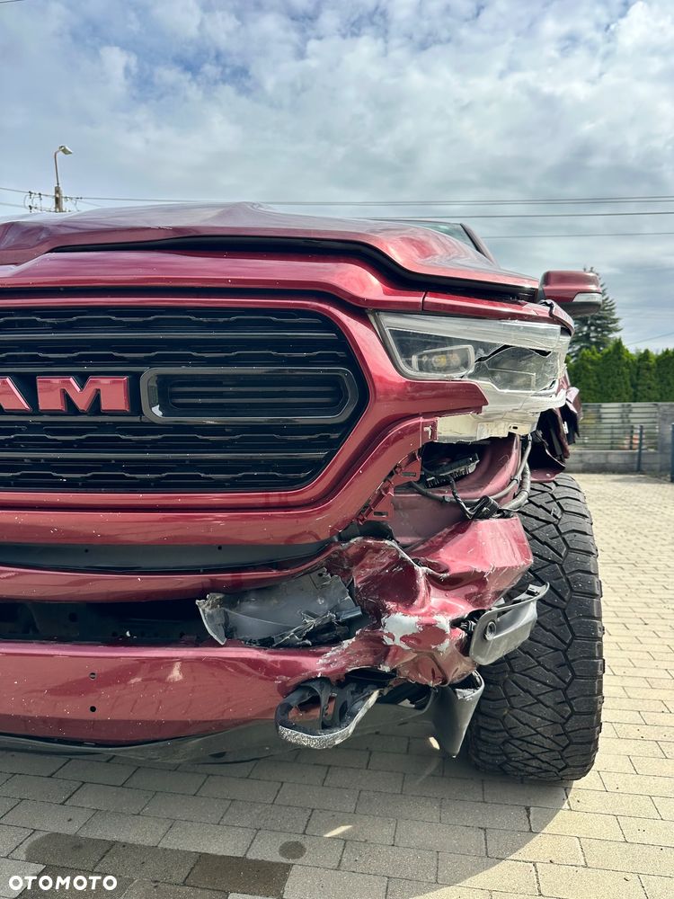 RAM 1500 5.7 Crew Cab Limited - 32