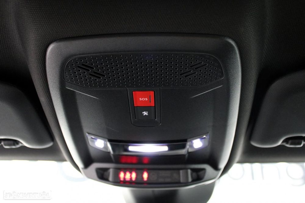 Peugeot e-208 50 kWh GT Line - 32