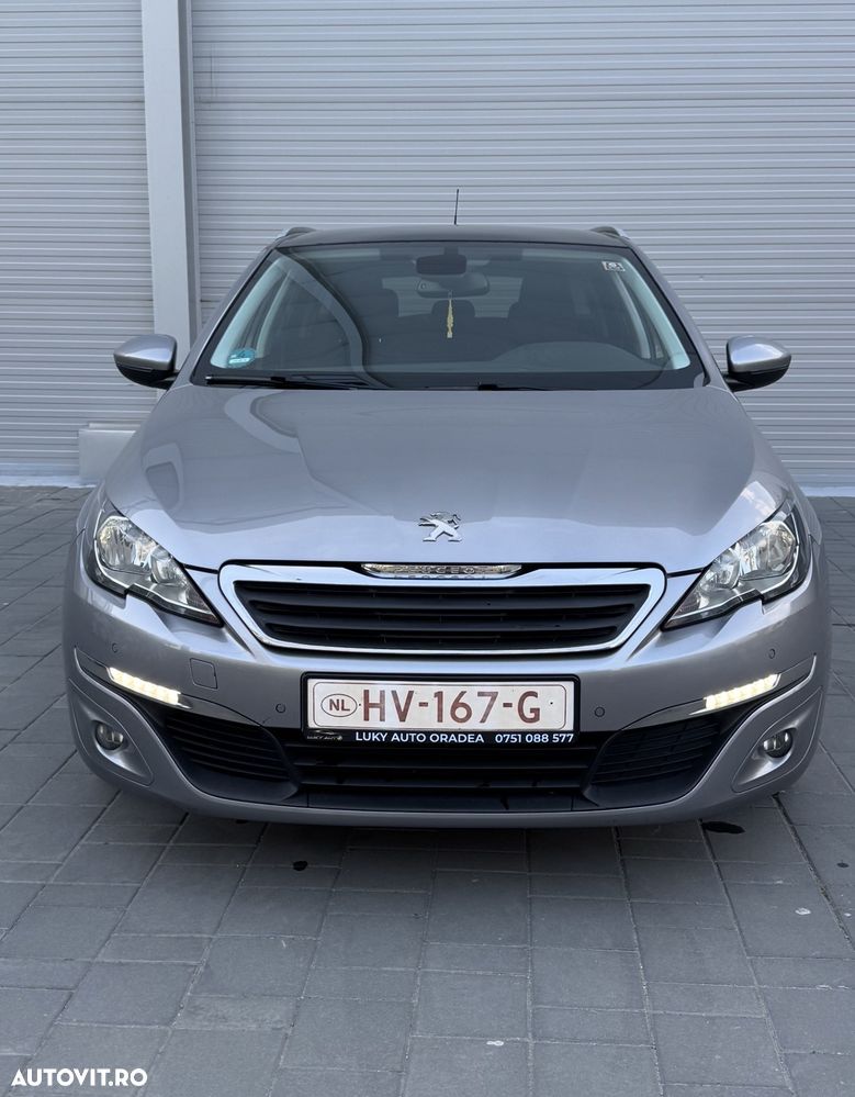 Peugeot 308 - 6