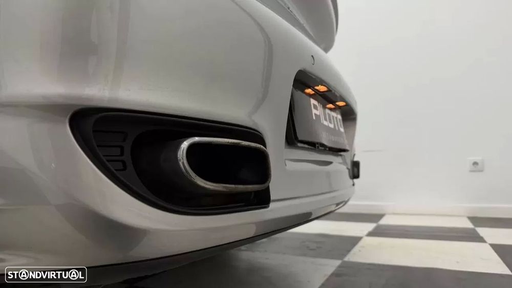 Porsche 997 Turbo Tiptronic - 11