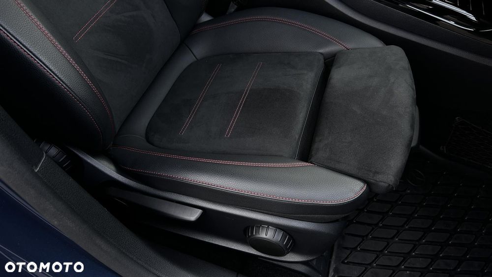 Mercedes-Benz Klasa A 35 AMG 4-Matic 7G-DCT - 24