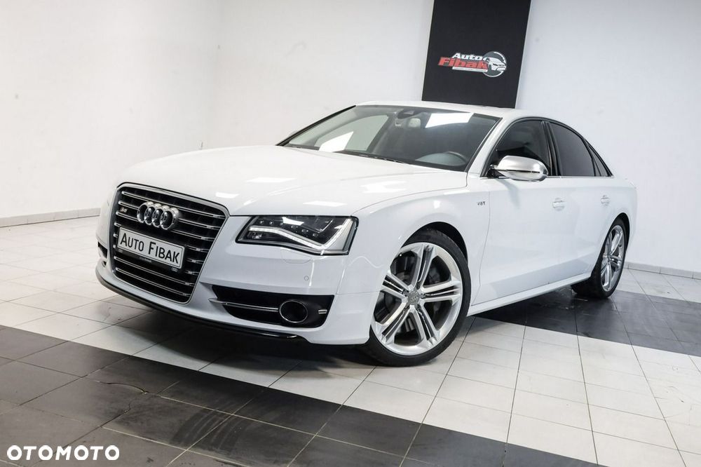 Audi S8 - 5