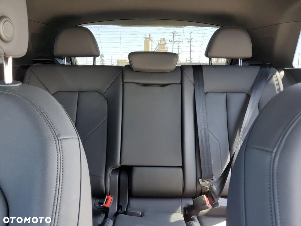 Audi Q3 - 10
